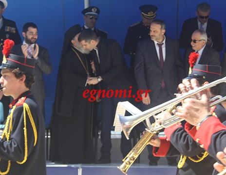 Ψίθυροι Μητροπολίτη Χρυσοστόμου στον Κώστα Μπακογιάννη