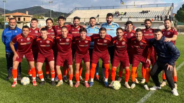 ΔΥΣΤΟΣ-ΑΟ ΧΑΛΚΙΣ 3-2: Ιστορική νίκη που έκανε περήφανο όλο το χωριό της Νότιας Εύβοιας
