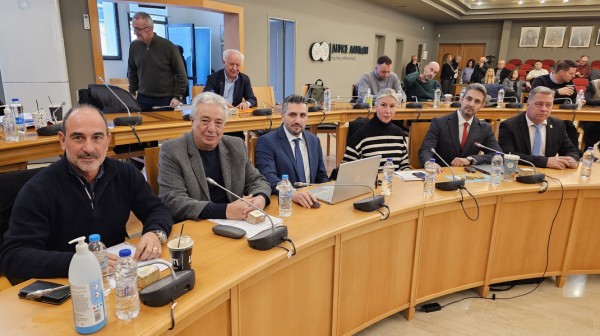 Καταγγελία κατά Φάνη Σπανού για τους εργαζόμενους της ΕΑΒ