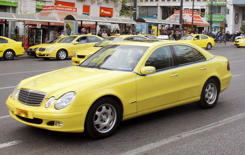 Διακινούσαν ναρκωτικά με ταξί στη Χαλκίδα