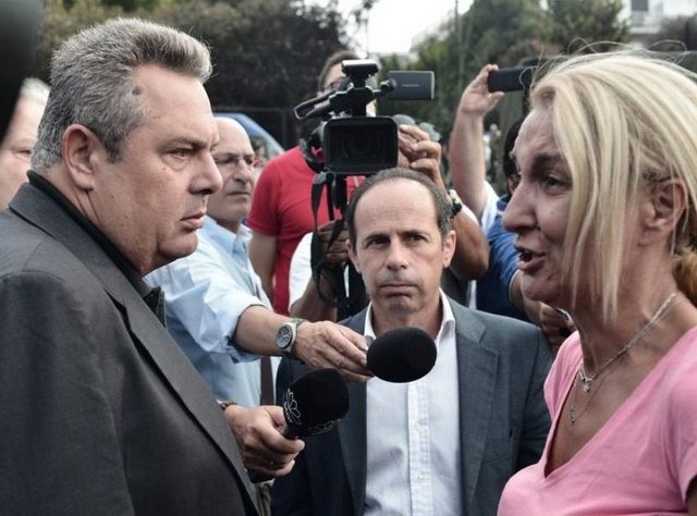ΦΟΝΙΚΕΣ ΠΥΡΚΑΓΙΕΣ ΑΤΤΙΚΗ: Κάτοικος σε Πάνο Καμμένο: Μας αφήσατε στο έλεος του Θεού (VIDEO)