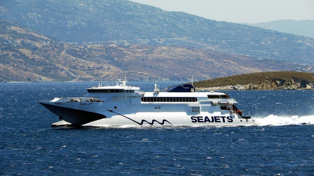 ΜΑΝΤΟΥΔΙ: Μηχανική βλάβη στο Naxos Jet -Ταλαιπωρία για 281 επιβάτες