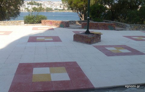 Ομόρφυνε η πλατεία Κωτσόπουλου