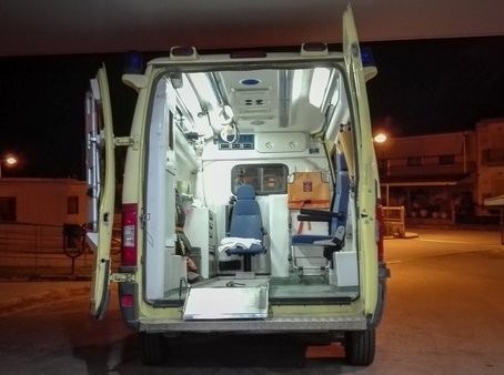 Γυναίκα έπεσε από τον 5ο όροφο και σκοτώθηκε