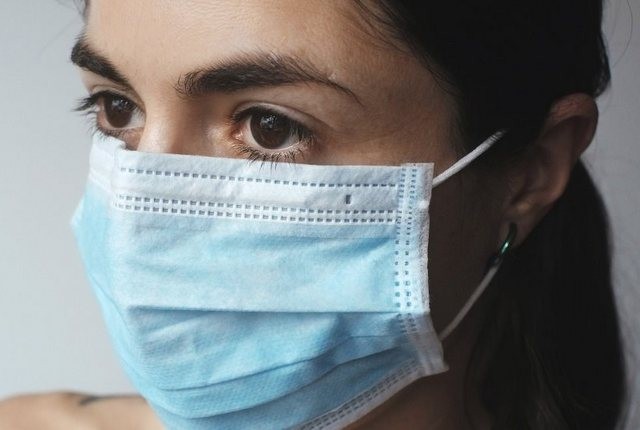 ΚΟΡΩΝΟΪΟΣ-ΜΕΤΡΑ: Νέα δεδομένα για Δεκαπενταύγουστο, πλοία, διασκέδαση και σύνορα