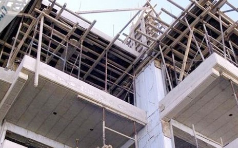 Σοβαρά προβλήματα για τις κατασκευαστικές εταιρίες