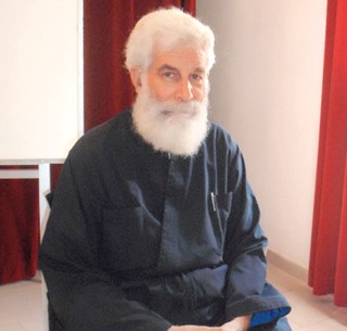 Manager της AΓET έγινε παπάς