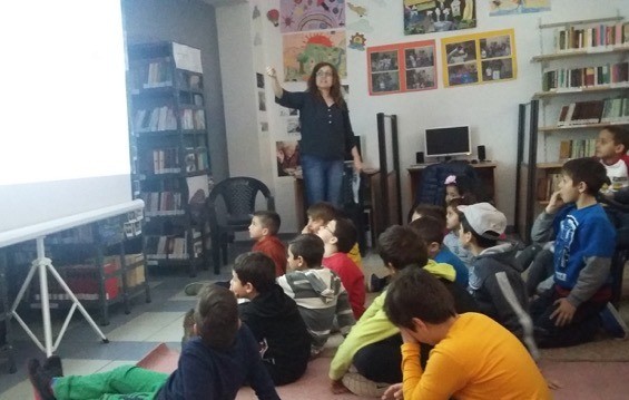 Δράση με συναισθήματα στη Δημοτική Βιβλιοθήκη Καθενών