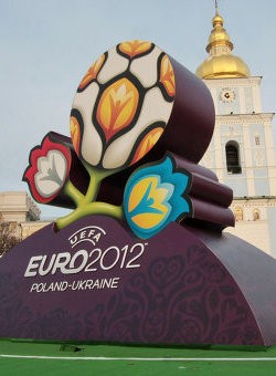 Πολλές προβλέψεις για το Euro 2012!