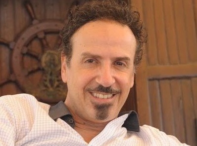 Θύμα σεξουαλικής παρενόχλησης και ο Χάρης Ρώμας