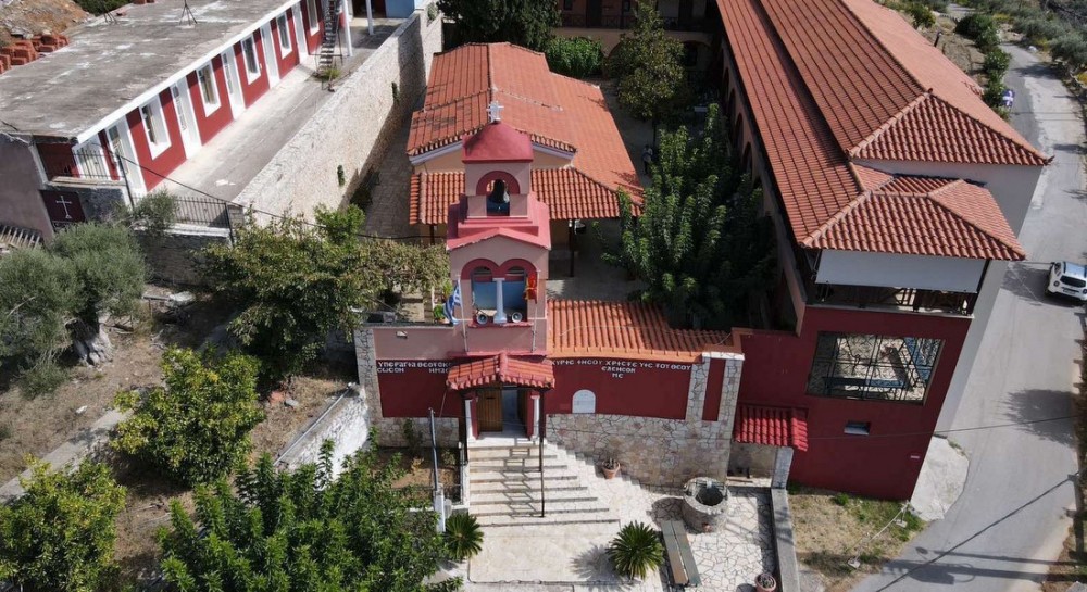 Πανηγυρίζει το μοναστήρι της Παναγίας στη Μακρυμάλλη