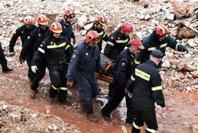 ΜΑΝΔΡΑ: Τραγικός ο απολογισμός με 23 νεκρούς