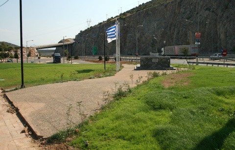 Στην Υψηλή γέφυρα καλεί τα μέλη της και η ΑΔΕΔΥ