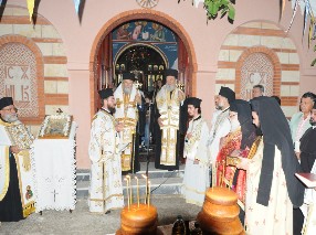 ΨΑΧΝΑ: Πανηγυρίζει με δύο Μητροπολίτες η Ιερή Μονή Παναγίας της Γοργοεπηκόου