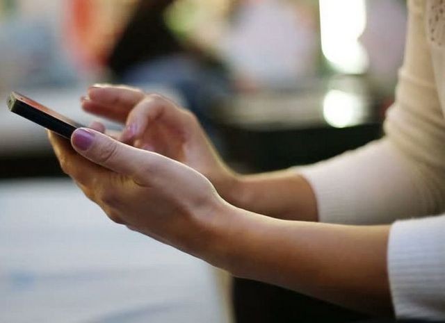 Κανένας κόφτης στα sms στο 13033 - Ολα ανοιχτά για τον κωδικό 7