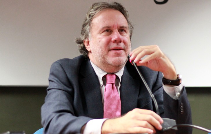 ΚΑΤΡΟΥΓΚΑΛΟΣ: Αυξήσεις στους μισθούς συζητάμε από το 2016 και μετά