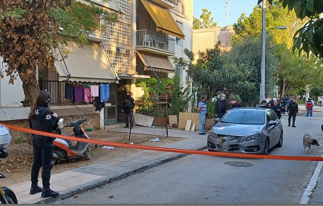 Άγρια δολοφονία 55χρονης γυναίκας μέσα στο σπίτι της -Αναζητείται ο γιος της