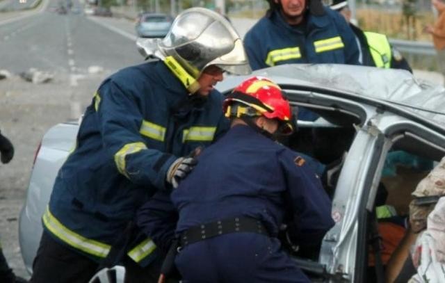 ΩΡΕΟΙ ΕΥΒΟΙΑΣ: Τροχαίο ατύχημα με τραυματισμό μίας γυναίκας