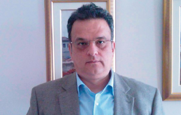 Έφυγε οριστικά από το ΠΑΣΟΚ ο Τάσος Γέραλης
