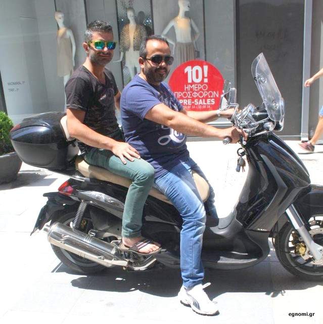 Ο Δημητράκης δεν ...μασάει