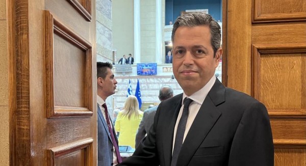 Ερώτηση στη Βουλή για την υποστελέχωση των Κέντρων Κοινωνικής Πρόνοιας
