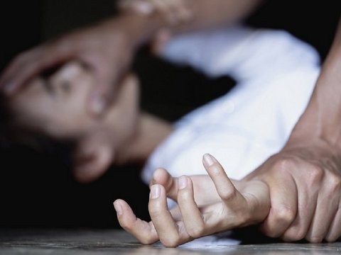 Έσωσε την αδερφή του από τα χέρια του επίδοξου βιαστή της