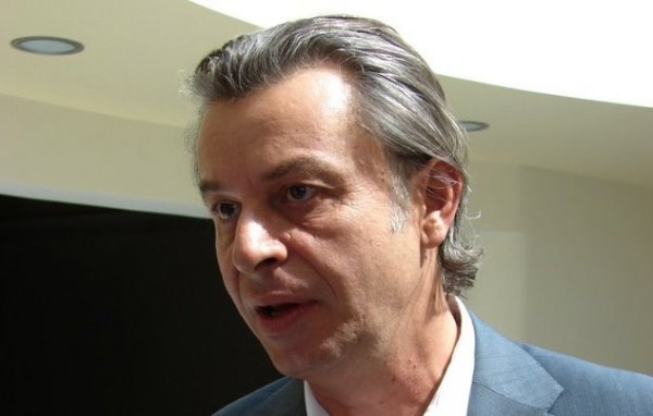Περιφερειακό συμβούλιο με 15 θέματα