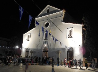 Ιερή Αγρυπνία στο ναό της Αγίας Παρασκευής στη Χαλκίδα
