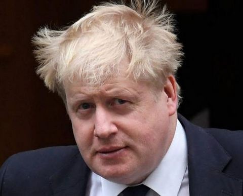 Ο Τζόνσον θα εμβολιαστεί μπροστά στις κάμερες