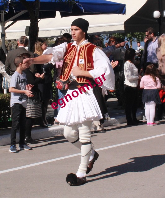 ΠΑΡΕΛΑΣΗ ΧΑΛΚΙΔΑ: Ξανά τσολιάς ο Γιάννης