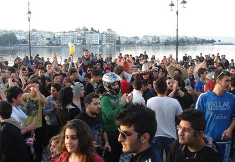 Tρελοί Xαλκιδέοι σε Harlem Shake