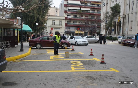 Παραμονή της παρέλασης έβαψαν την πιάτσα των ταξί