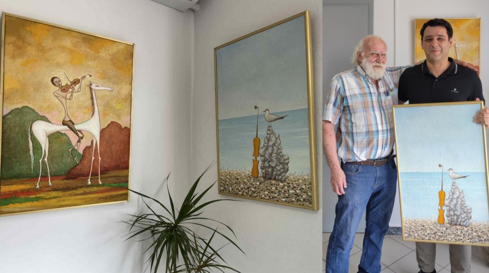 Ζωγράφος από το Γαβαλά πρόσφερε δύο πίνακες στο Δήμο Κύμης - Αλιβερίου
