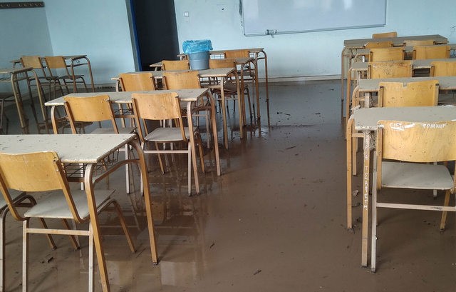 Συμπαράσταση στους μαθητές του Μαντουδίου από την Επιτροπή Πλημμυροπαθών