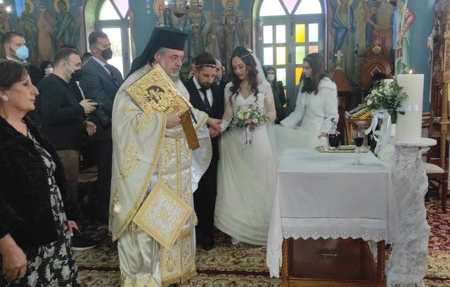 ΠΙΣΣΩΝΑΣ: Ζευγάρι παντρεύτηκε στην διάρκεια της Θείας Λειτουργίας την Κυριακή