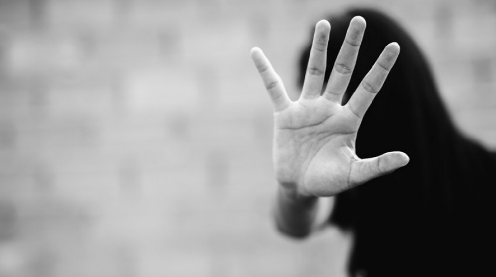 Σε διαθεσιμότητα Γυμνασιάρχης που κατηγορείται για σεξουαλική παρενόχληση 14χρονης μαθήτριας