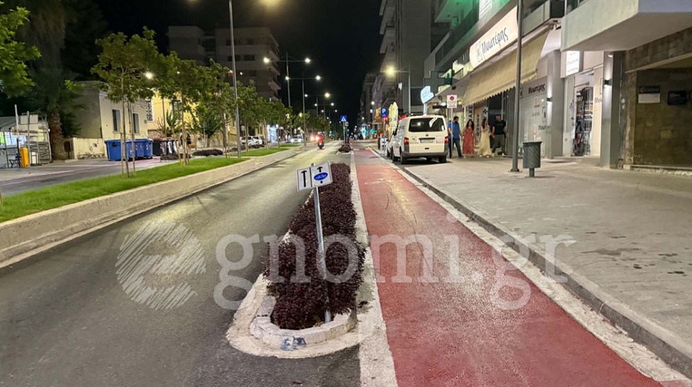 ΠΟΔΗΛΑΤΟΔΡΟΜΟΣ ΧΑΛΚΙΔΑ: Γκρεμίστηκε και η πινακίδα