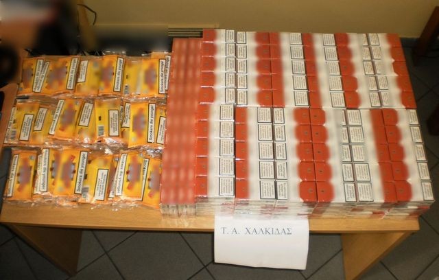 ΑΡΤΑΚΗ: Έπιασαν 31χρονο με 400 πακέτα λαθραία τσιγάρα και πάνω από δύο κιλά καπνό