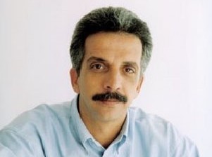 «Τριάντα χρόνια πέρασαν καλέ μου φίλε...»