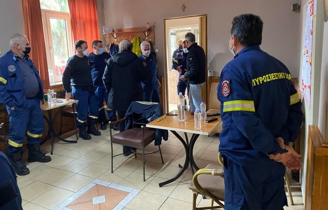 ΧΑΛΚΙΔΑ: Ο Σπύρος Πνευματικός επισκέφτηκε δημόσιες υπηρεσίες την παραμονή της  Πρωτοχρονιάς