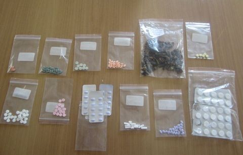 Για διακίνηση ναρκωτικών χαπιών κατηγορείται 44χρονος