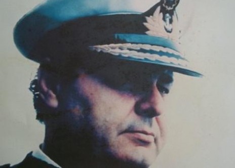 Στην Kύμη η κηδεία του Nαύαρχου ε.α. Nίκου Παππά