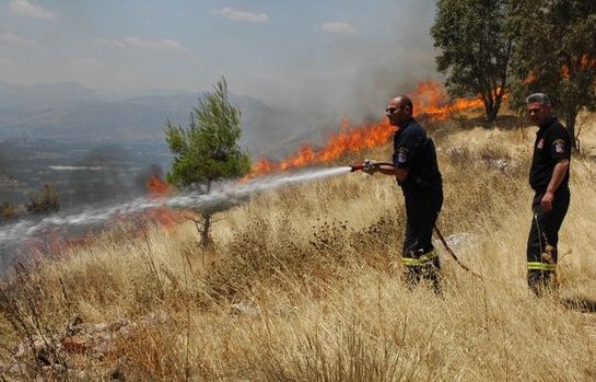 Φωτιά στην Καμαρίτσα