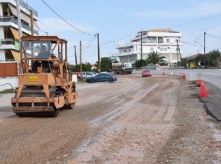 Έπεσε και η τελευταία μάντρα στη στροφή Τσεκούρα