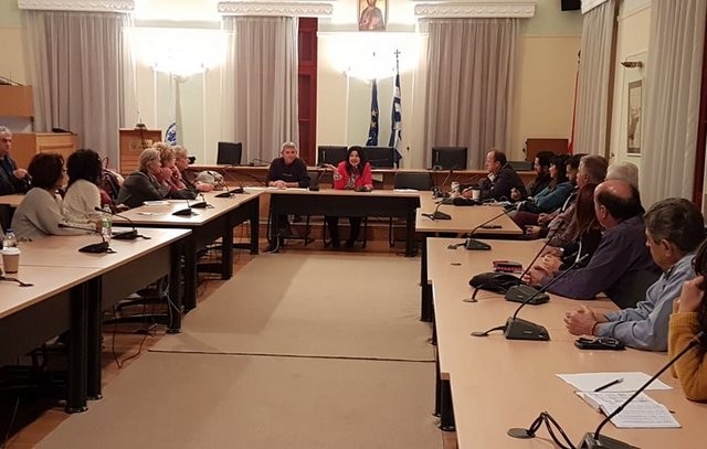 ΔΗΜΟΣ ΧΑΛΚΙΔΕΩΝ: Συνάντηση με τους Συλλόγους για τις Χριστουγεννιάτικες εκδηλώσεις