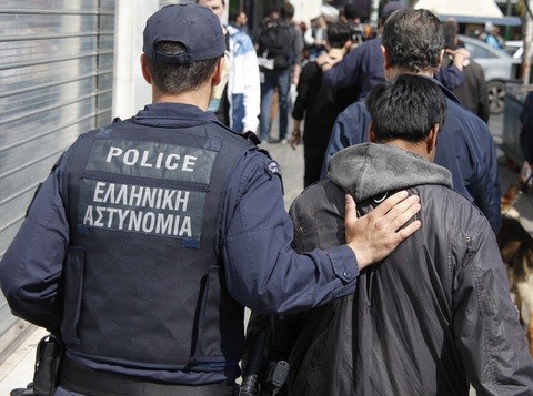 Τέσσερις συλλήψεις σε επιχείρηση της Αστυνομίας την Τρίτη στη Στερεά Ελλάδα