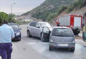 Τροχαίο με υλικές ζημιές και ελαφρύ τραυματισμό