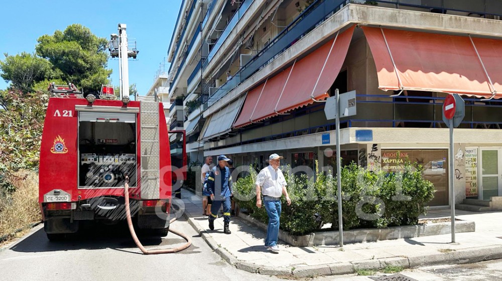 ΧΑΛΚΙΔΑ: Φωτιά σε διαμέρισμα της οδού Δελαγραμμάτικα (PHOTO-VIDEO)