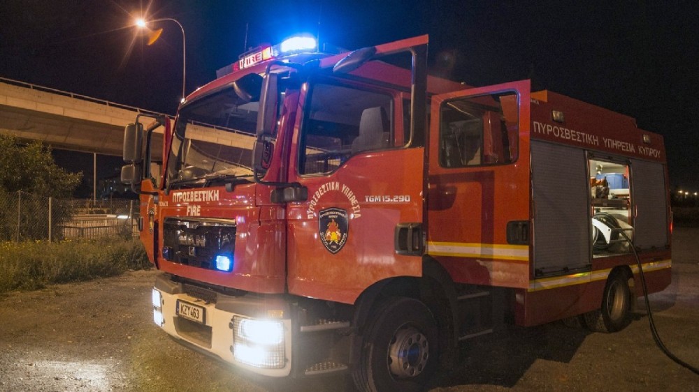 ΨΑΧΝΑ ΕΥΒΟΙΑΣ: Φωτιά σε αγροτική αποθήκη το βράδυ της Κυριακής