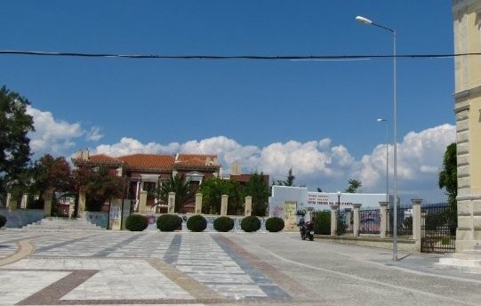Λαϊκή βραδιά στο Κόκκινο Σπίτι